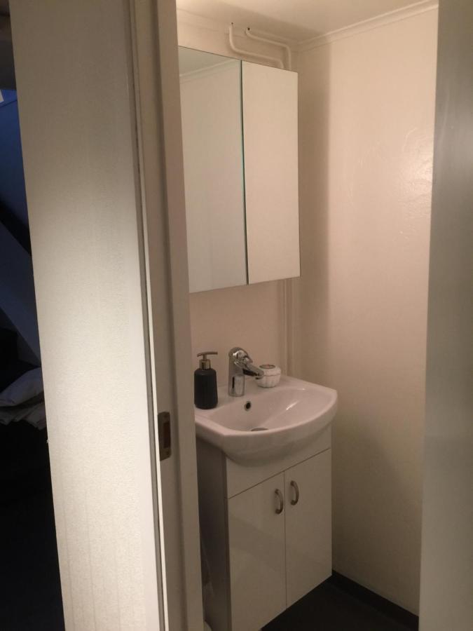 Bo Centralt I Vaernamo エクステリア 写真